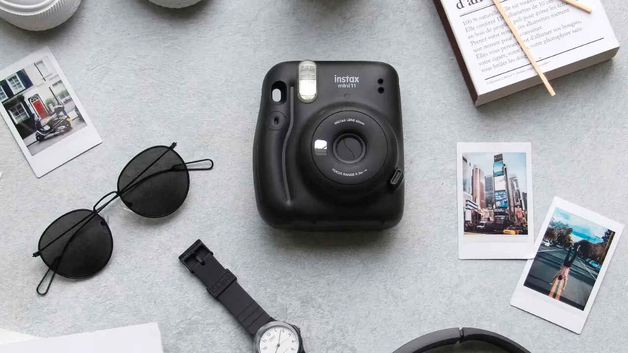 Polaroid Go  Kamera clip i svart till din Polaroidkamera